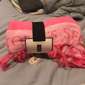 NWT Victoria’s Secret throw